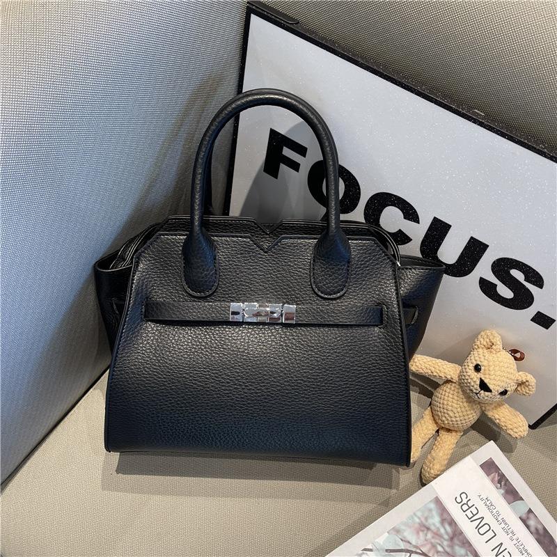 New platinum bag solid color large capacity shoulder messenger bag fashionable versatile portable small square bag