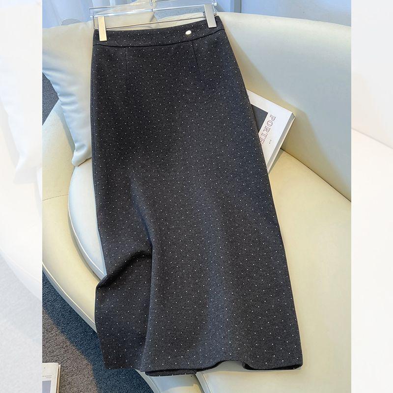 Women's Gray Polka Dot Wool A-Line Hip-Hugging Midi Skirt - Autumn/Winter 2025 Collection