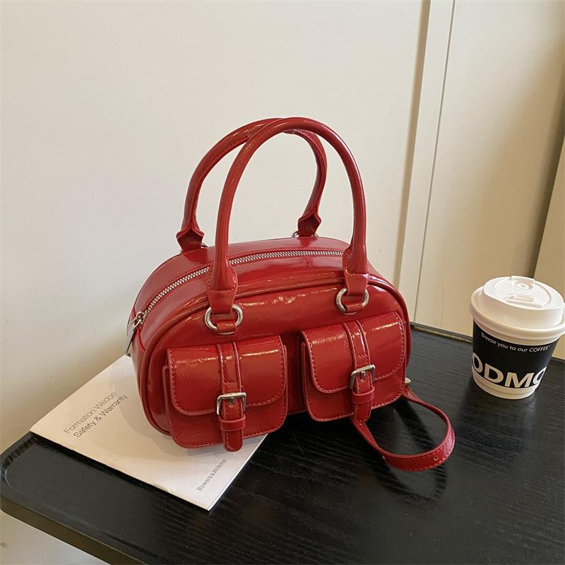 Popular niche bags women's 2026 spring and summer new fashion fashion simple shoulder messenger bag