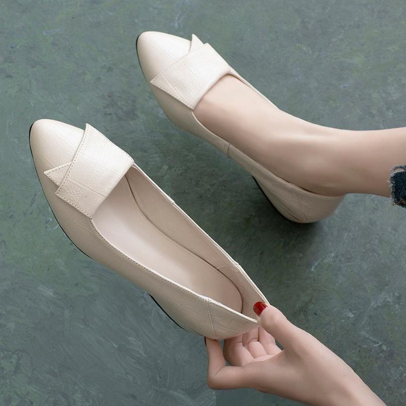 Pantofi individuali Talpă interioară din piele moale pentru femei cu vârf ascuțit superficial Pantofi Mary Jane din piele moale Pantofi cu toc gros pentru îmbrăcăminte de lucru Pantofi din piele