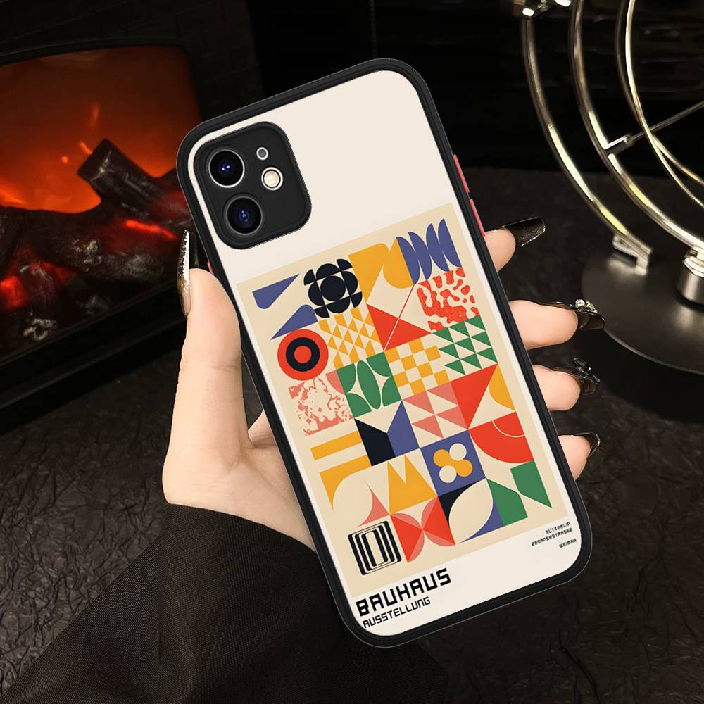 Game L-Life I-Is S-Strange For IPhone 16 15 13 12 14 11 Pro Max X XS MAX Color Case Matte Silicone Phone Cover