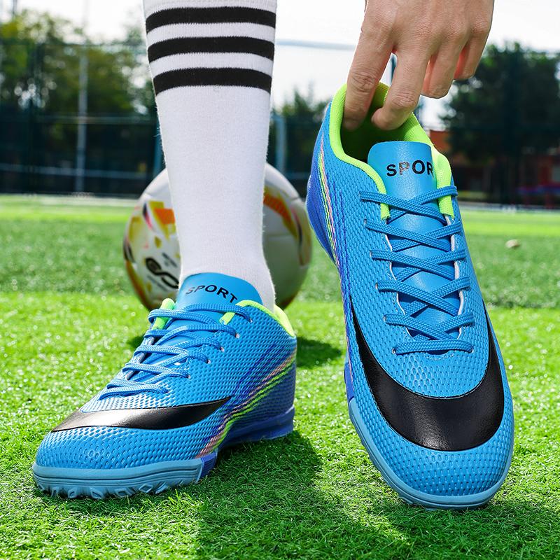 New Men Soccer Shoes Unisex High-quality TF/FG Sneakers Professional Football Boots Women Hot Sale Cleats Futsal Ultralight