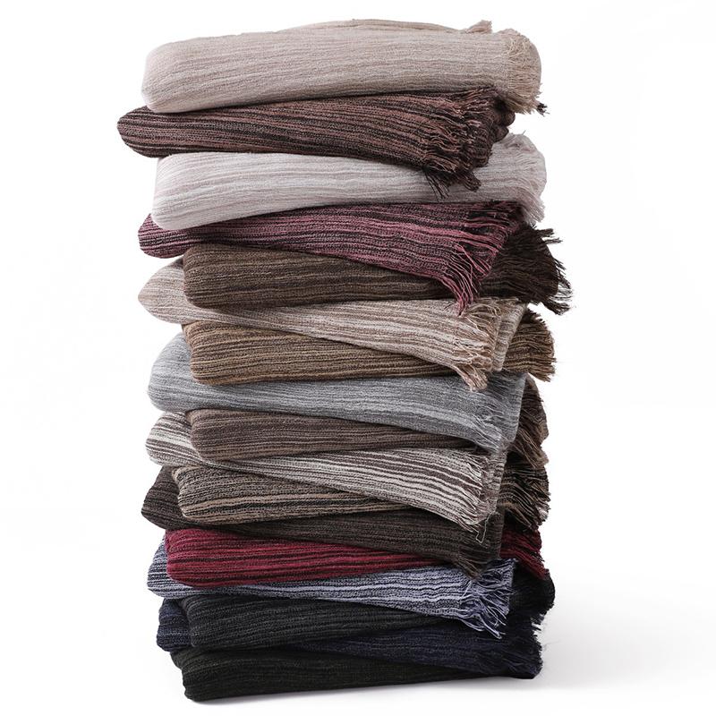 Neuankunft Damen Muslimischer Schal Schals Einfarbiges Kopftuch Wickeltücher Große Größe Einfaches Knitter-Viskose Hijab Islamischer Turban Kopfbänder Foulard