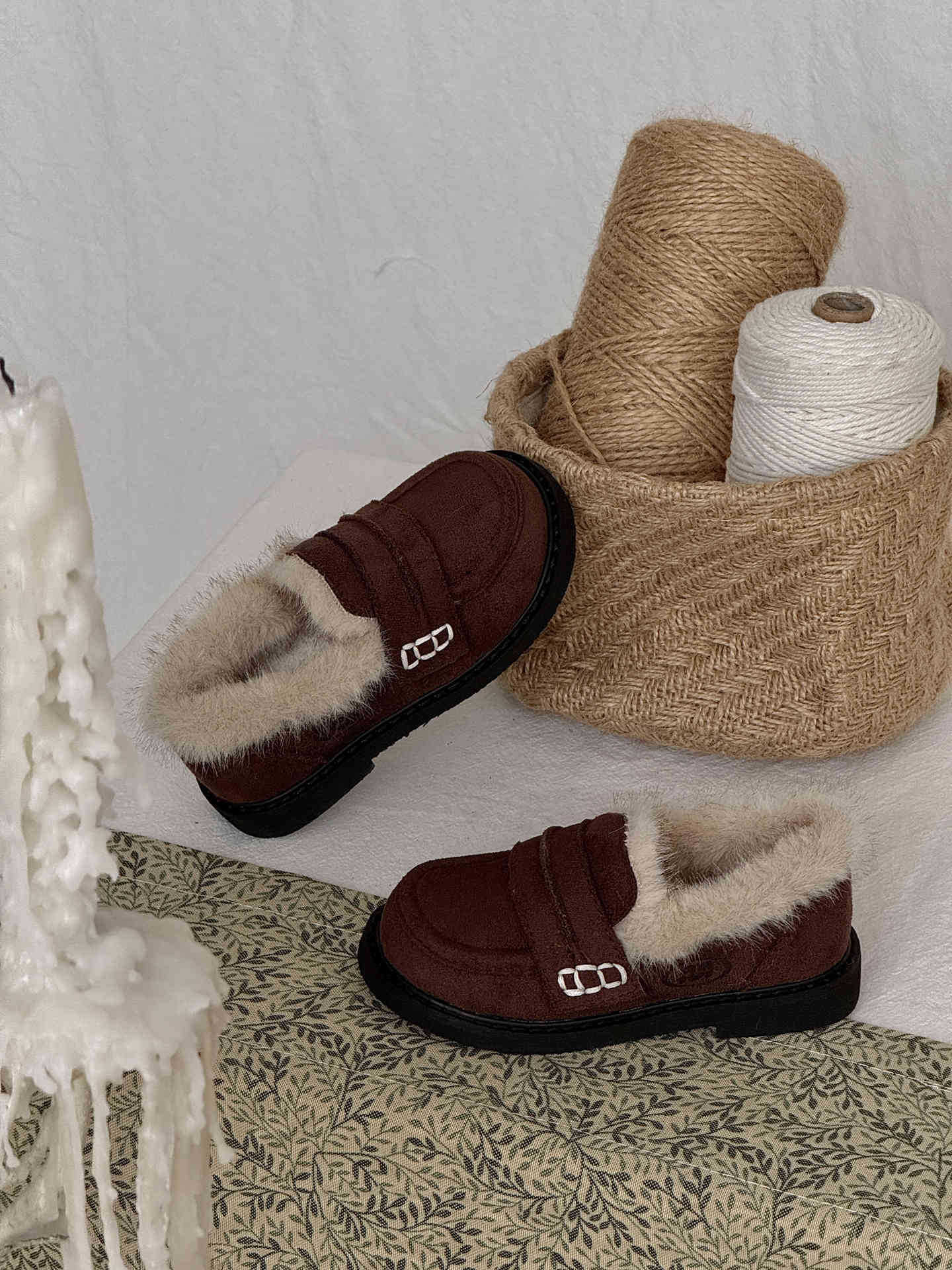 

Лоферы XSHX | Осенне-зимние утепленные бархатные на скрытой липучке, резиновая нескользящая подошва, простой колледж ретро 25