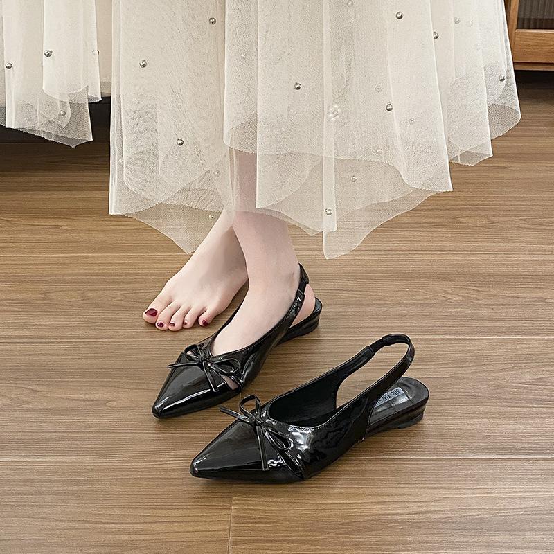 

French thick heel nude bow bag head sandals fairy shoes 2025 new spring and summer with skirt pointed single shoes 39 чёрный
