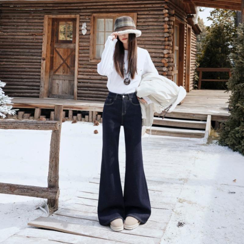 Retro horn jeans for women, autumn and winter new simple and versatile loose straight leg without leg pull pants