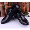 Nuova Moda Stile Italiano Scarpe da Cerimonia da Uomo Scarpe Oxford Business di Lusso da Uomo Mocassini Casual in Pelle Nera Derby
