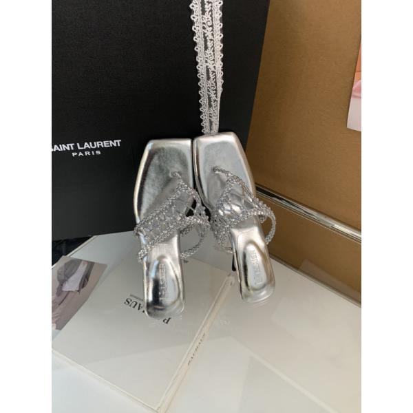 Fashion Shoes Woman 2025 Square Toe Slippers Summer Low Rubber Flip Flops Silver Soft Flat Hawaiian Rome PU Scandals Casual Fabric Slide