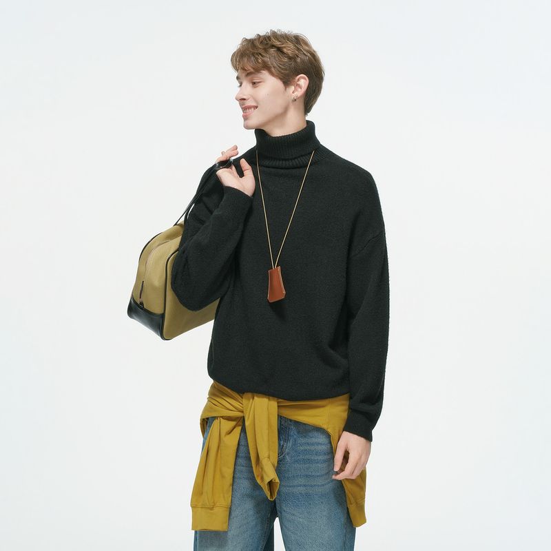Dream Made Minimalist Turtleneck Sweater for Men, Autumn and Winter Thickened Base Layer Knitwear with Arctic Velvet