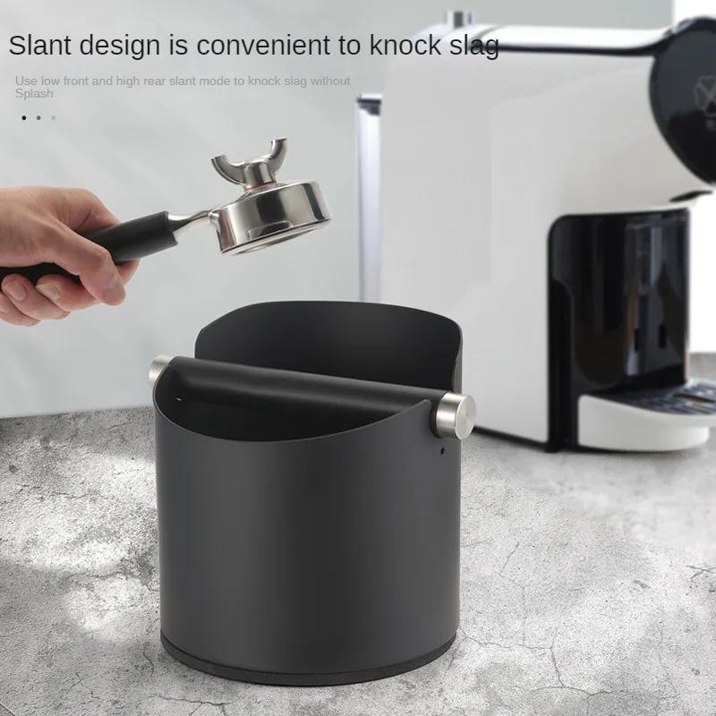 Kaffe Knock Box Rustfritt Stål Espresso Knock Box Sklisikker Kaffegrut Knock Box med Gummiring Skråstilt Kaffegrutbeholder