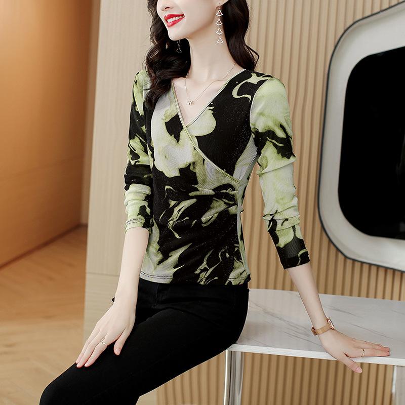

Spring Latest Long-sleeved Cross V-neck Slim Fit and Slim Mesh Shiny Silk Top for Women T-shirt for Women 3XL зелений