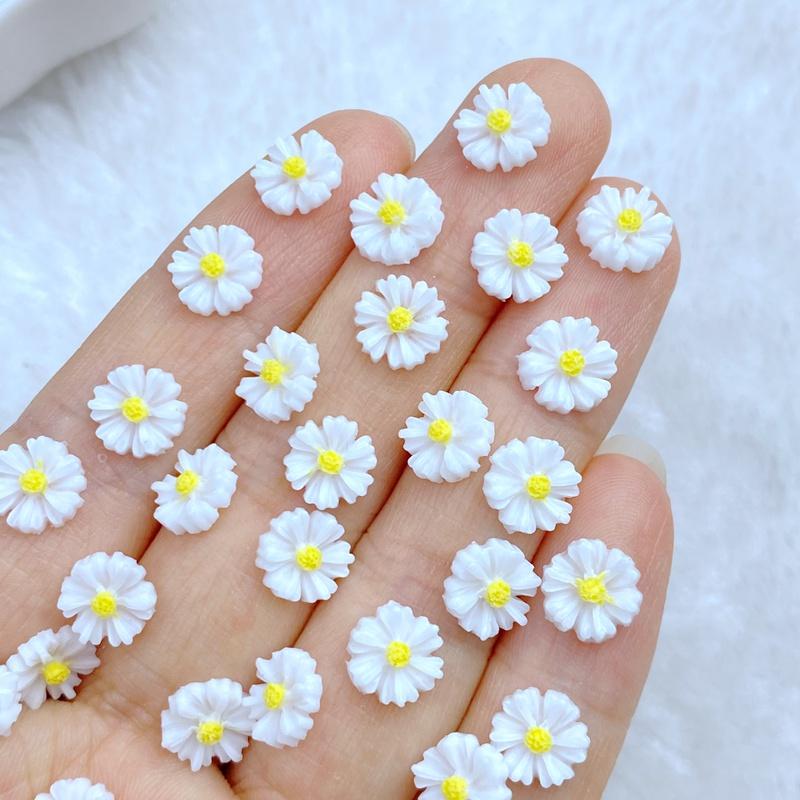 100Pcs New Cute Resin 8mm Mini White Chrysanthemum Flat Back Fit Phone Deco Parts Embellishments For Hair Bows Accessories