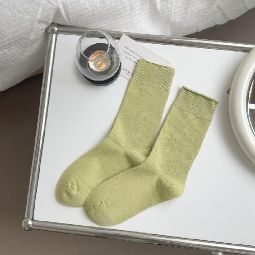 Simple Colored Women Socks Casual Breathable Ladies Korean Socks Plain Soft Daily Female Crew Socks Trendy Solid Color 2026 New
