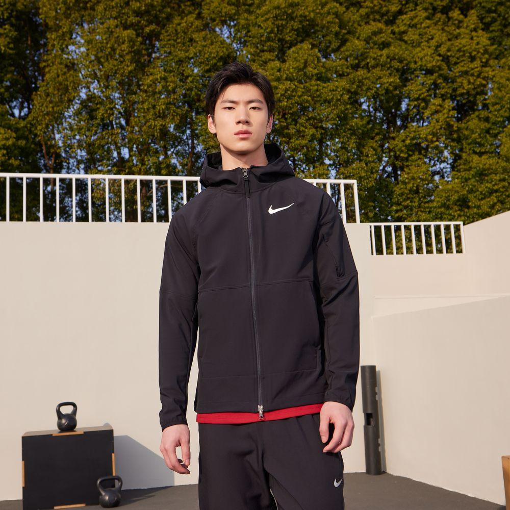 Nike Pro Jackets Men s Black Hooded Moderate Other S