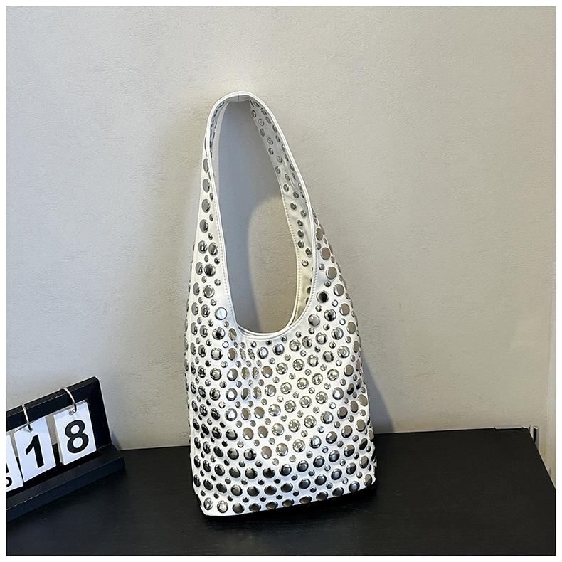 2025 Koreanische Mode Vielseitige Damen Nieten Handtasche