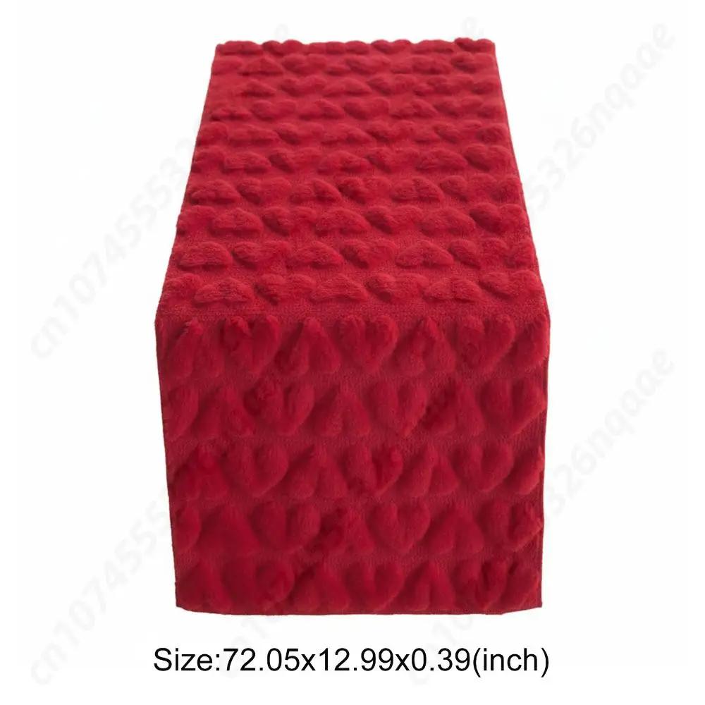 Soft Flannel Long Table Runner Valentine Day Faux Fur Table Runner Plush Jacquard Heart Desk Runner for Festive Holiday Decor