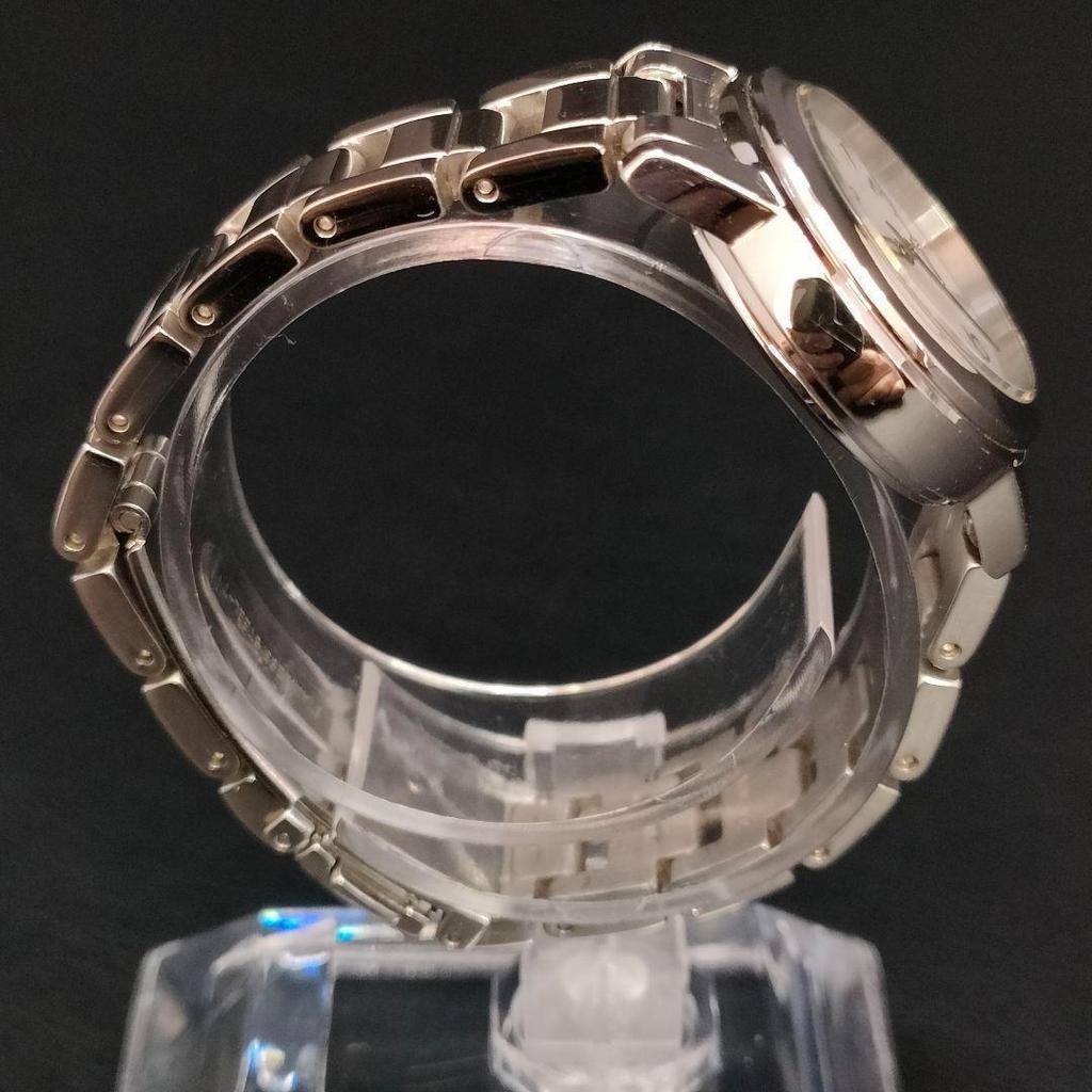 [USED] Seiko Tissé Solar Watch In White, Blue, and Silver