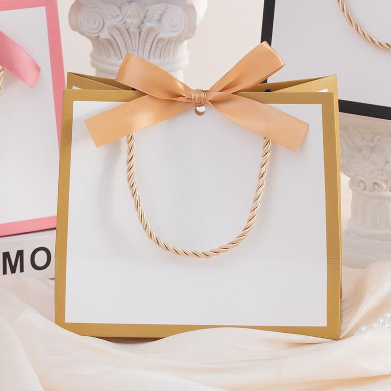 Small Colorful Jewelry and Gift Packaging Boxes with Handles