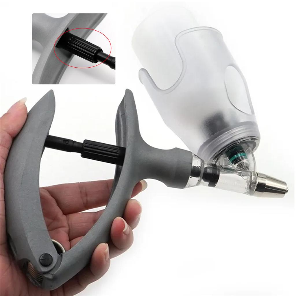 1 Set Adjustable Animal Injection Vaccine Syringe 2ml/5ml Automatic Veterinary Continuous Syringe for Pig Cattle Sheep Horse Cow