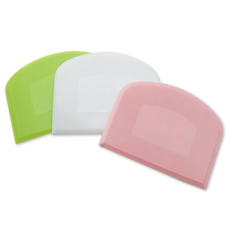 Plastic Cake Cream Spatula Bread Cutter, Dough Cutter, Dough Scraper, Butter Scraper & Bread Baking Accessories