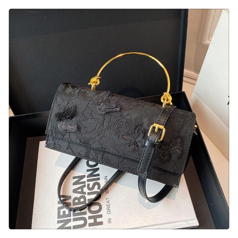 2025 Nuove Borse da Donna Mori Moda Ragazza Dolce Pizzo Fiocco Singola Spalla Manico Metallico Catena PU Borsa Quadrata Piccola alla Moda per Regali di Festa Femminili