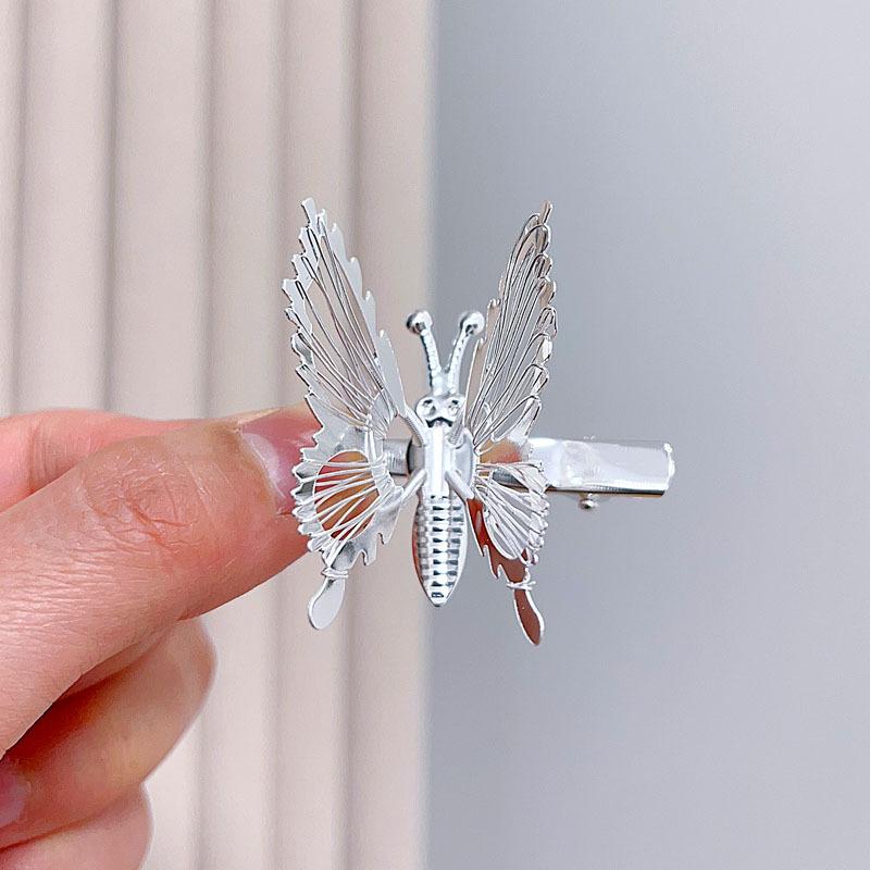 

Trend Elegant Metal Hollow Gold Butterfly Hairpin Female Girl Accessories Ornament Trembling Side Clip Moving Zircon Gift