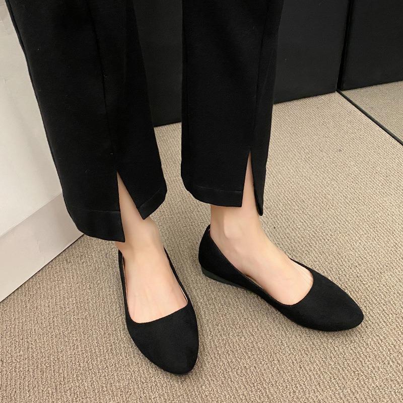 Large Size Women's Shoes, Flat-bottomed Single Shoes, Fashion All-match Retro Soft-soled Shoes