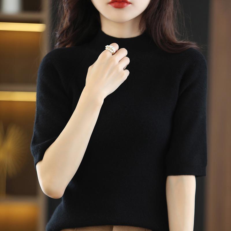 Spring and Summer Loose and Versatile Knitted Short-sleeved Women's Large-size Round Neck Solid Color Bottoming Shirt Knitted Shirt Thin