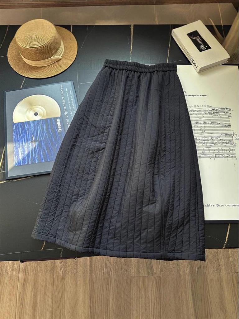 Minimalist Quilted Warm Pleated Cotton Midi Skirt in Dark Horse