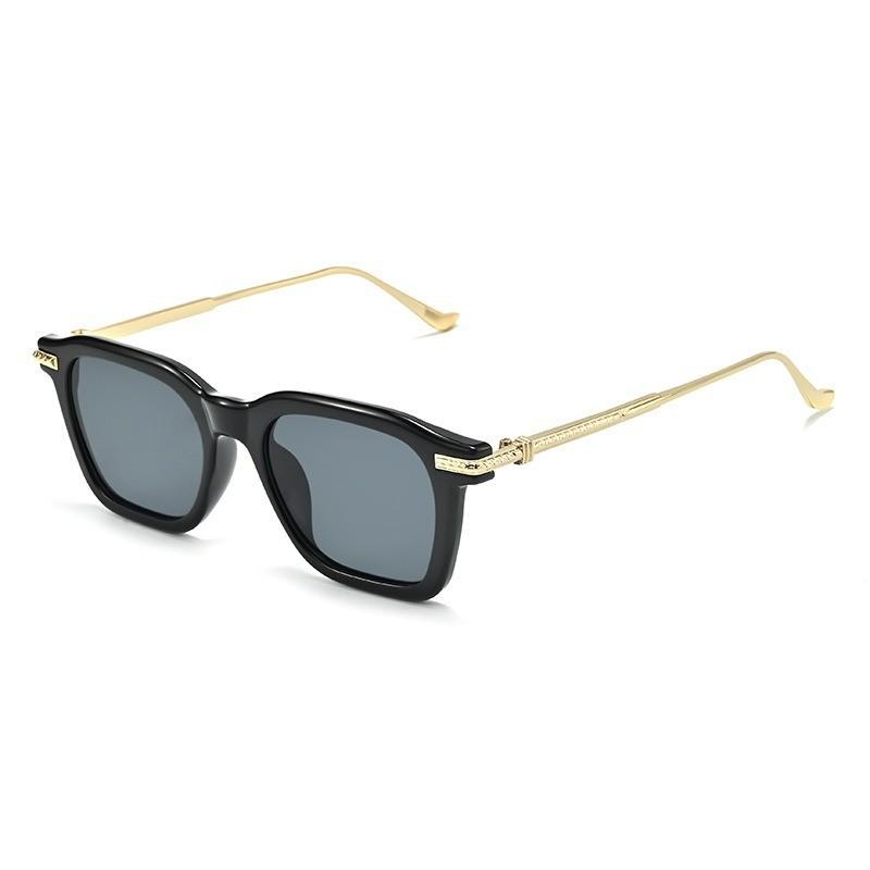 

Modern Black Plastic Frame Sunglasses With Protection For Travel And Casual Wear BlackGoldFrameGrayLens