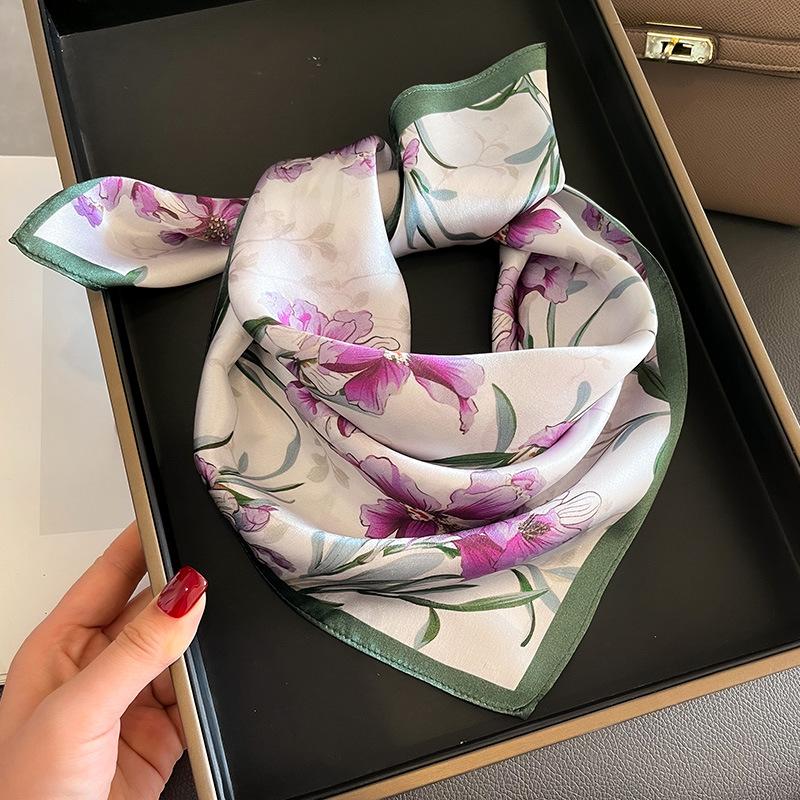 53 * 53cm Mulberry Silk Small Square Scarf Multifunctional Professional Fashion Decoration Silk Scarf For Spring And Autumn Warmth Shawl