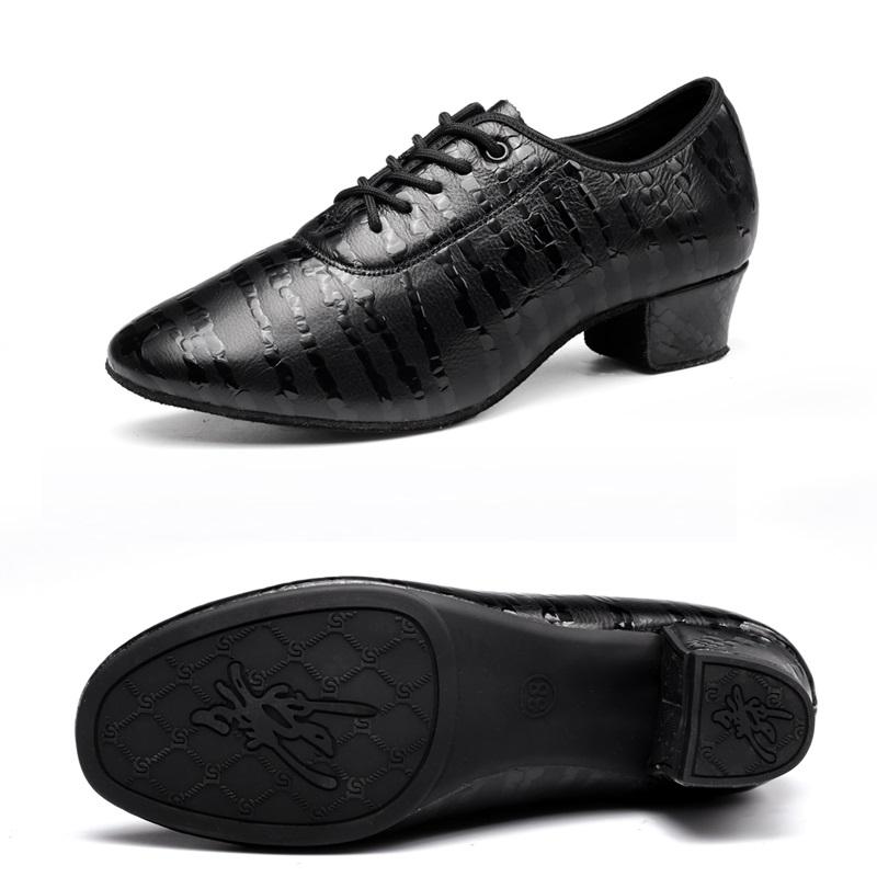 Women Water Grass Grain Leather Latin Dance Shoes Square Lace Round Toe Soft Soled Dance Shoes Breathable Social Dance Modern