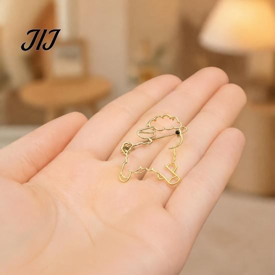 Decorative Clothing Accessory Hollow Sheep Brooch Lapel Pin, Golden Plated Alloy Animal Badge Pin for Daily Wear Party Cardigan