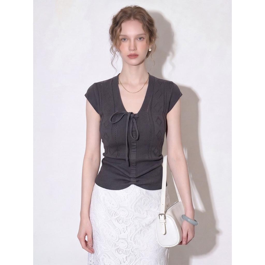 Grey v-neck lace-up small fly-sleeved front shoulder top women's summer ice silk knitted huge good-looking slim-fitting short-sleeved t-shirt