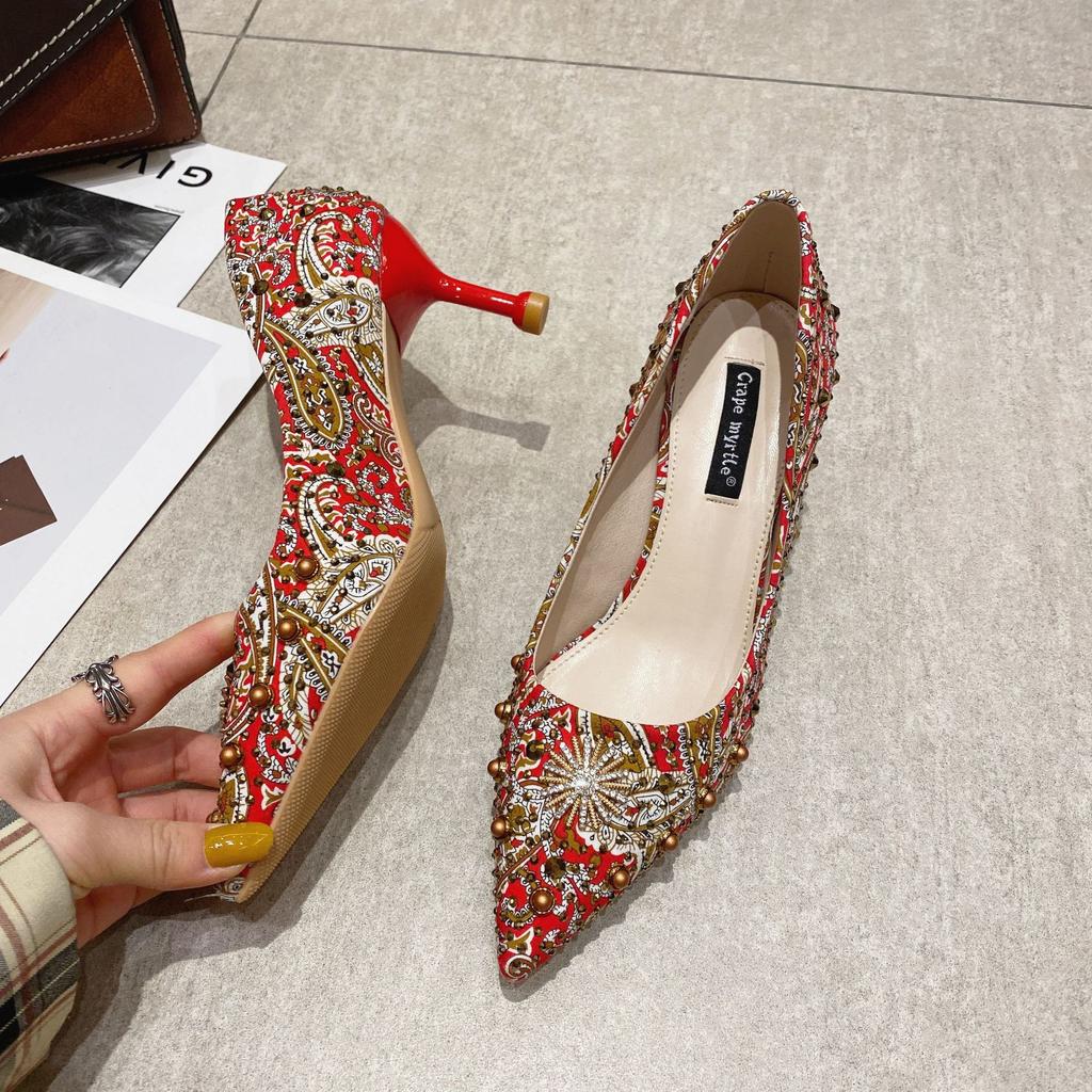 Hochzeitsschuhe Brautjungfer Hochzeitsschuhe Damen Neue Flache Mund Damen High Heels Strass Damen Stiletto Schuhe Nietennetz Rot 16