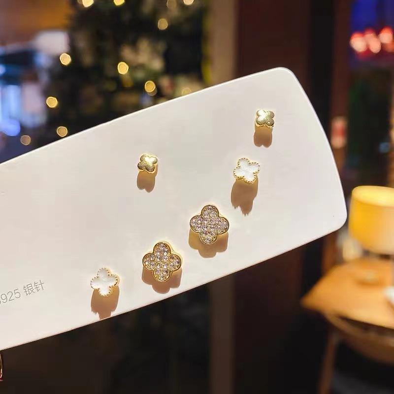 Autumn/Winter 2025 Trendy Checkered Mosaic Earrings for Women