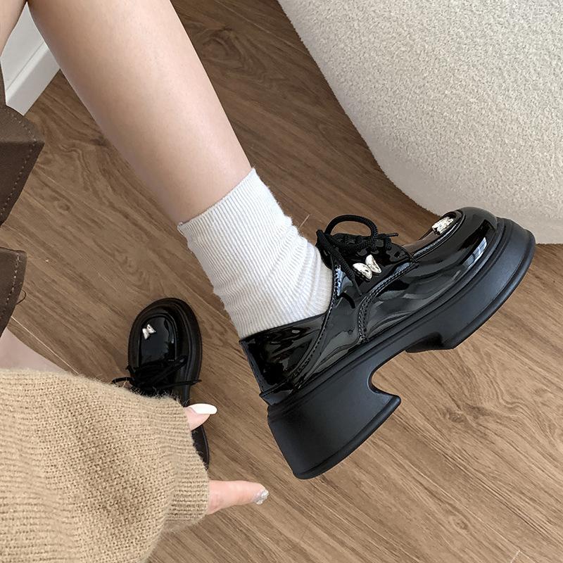 Round head versatile black platform British style small leather shoes women's 2025 new autumn retro thick heel with skirt single shoes