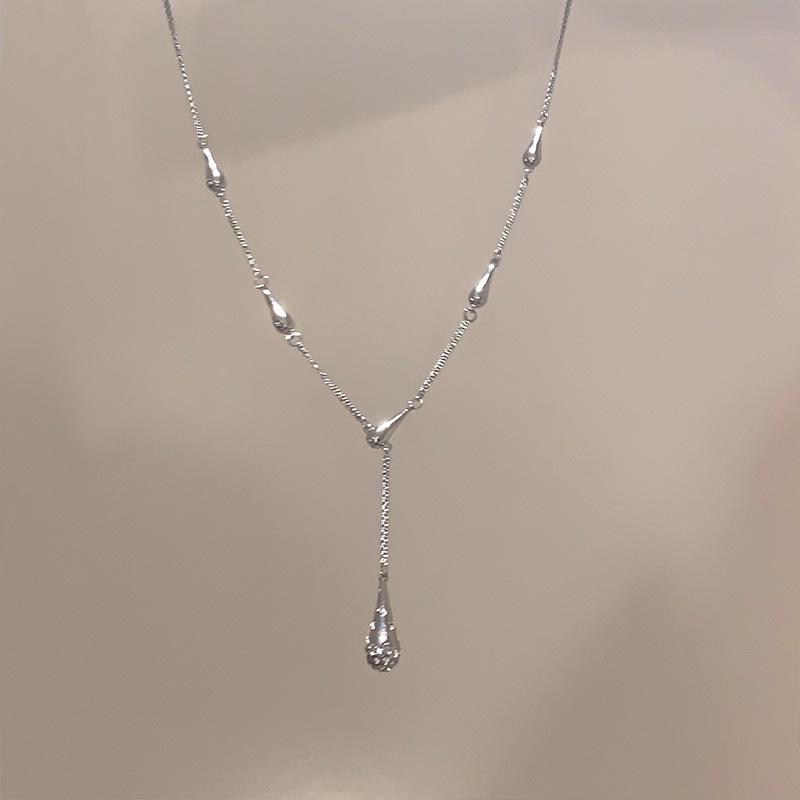 Elegant French Water Drop Diamond-Inlaid Tassel Necklace: Unique High-End Choker Design