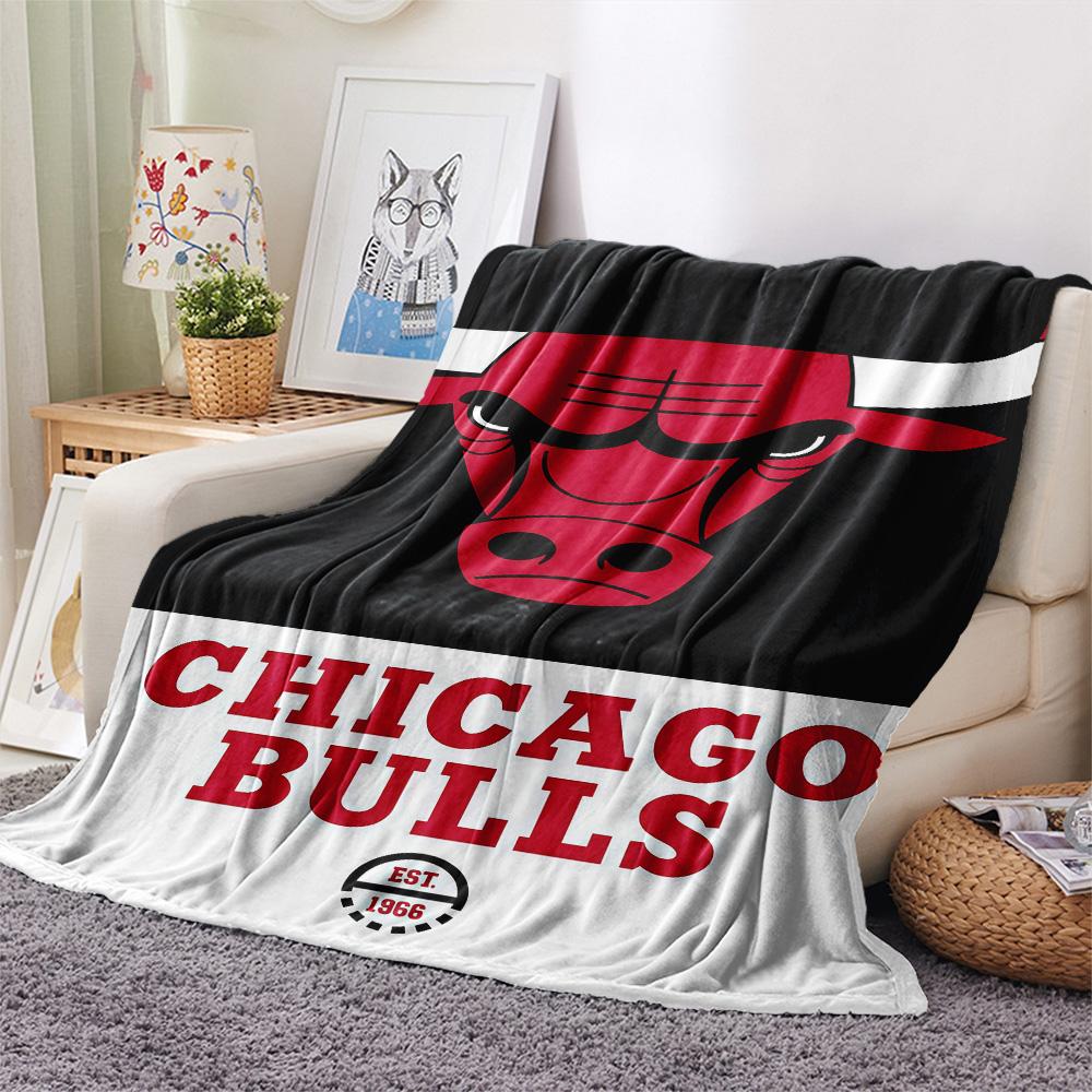 Chicago Bulls Print Flannel Blanket High Quality Warm Comfortable Cover for All Seasons Perfect for Gifts Home Decor