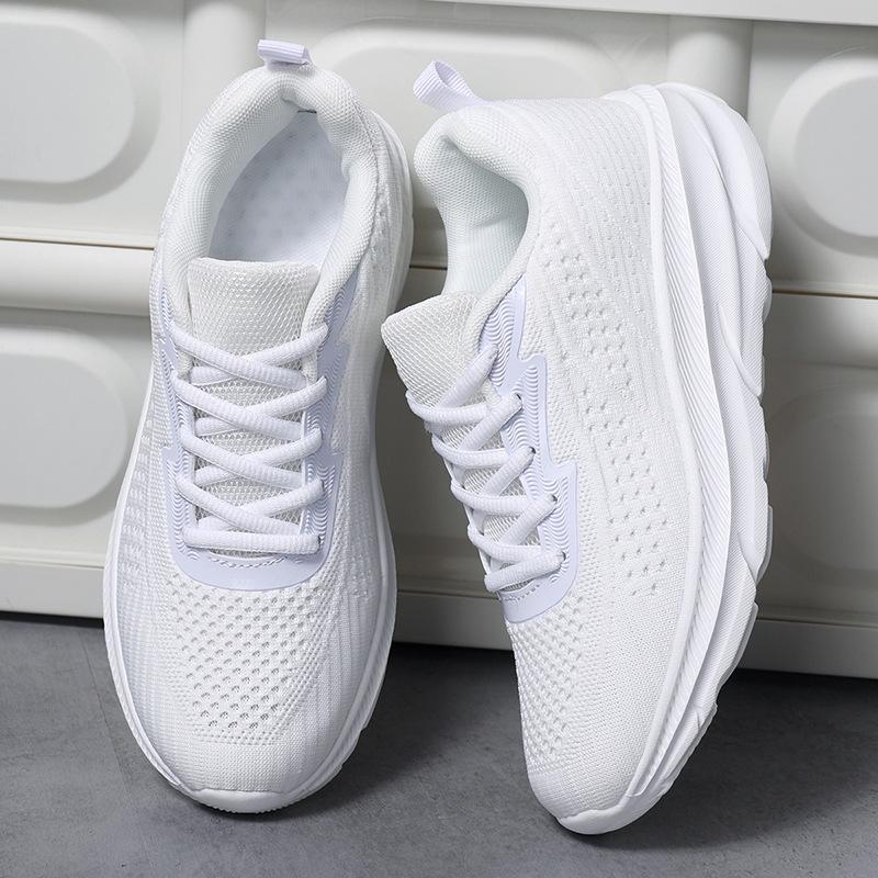Breathable sports and leisure new mesh outdoor mesh non-slip ultra-light shoes 36
