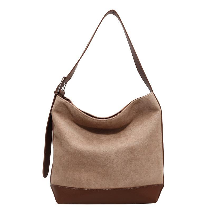 Large capacity fashion high sense retro tote bag commuting out single shoulder oblique span bucket big bag