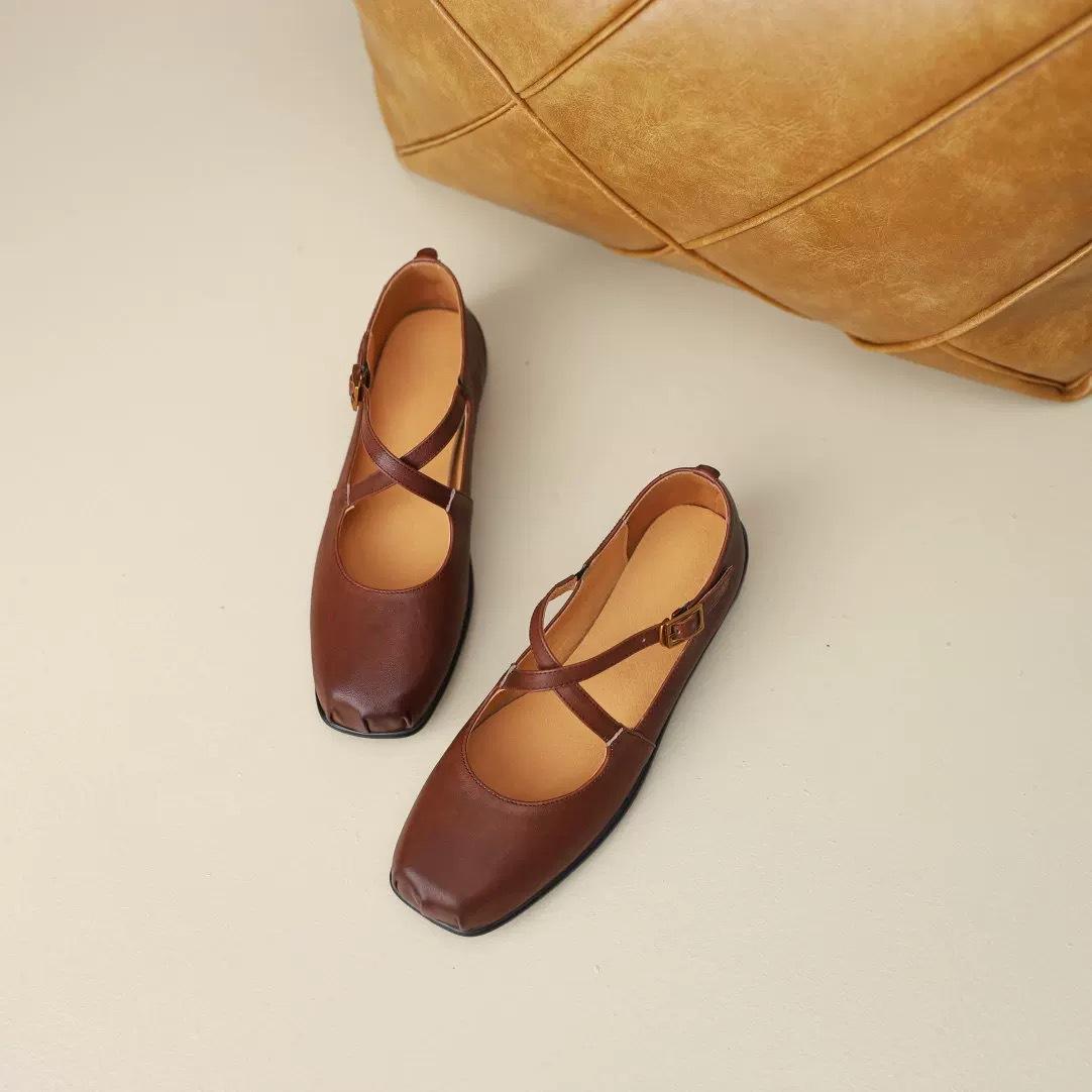

Sheepskin version, gentle cross with soft sole Mary Jane women s shoes retro ballet shoes square head light mouth low heel single shoes 40 коричневый
