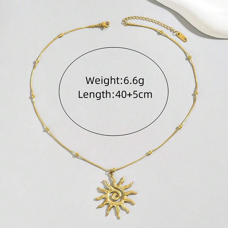 New Fashion Simple Metal Spiral Sun Shaped Hollow Out Pendant Necklace Charm Temperament Clavicle Chain Party Jewelry Gift