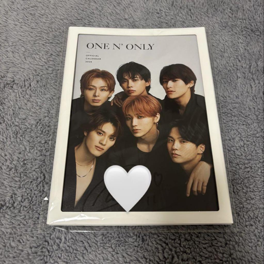 [USED] ONE N' ONLY Calendar NAOYA autographed