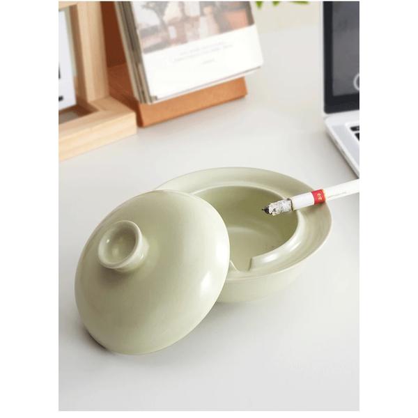 Ceramic Ashtray with Lid, Windproof Anti-Fly Ash for Home/Living Room/Office, Creative Vintage Design Smoke Tray