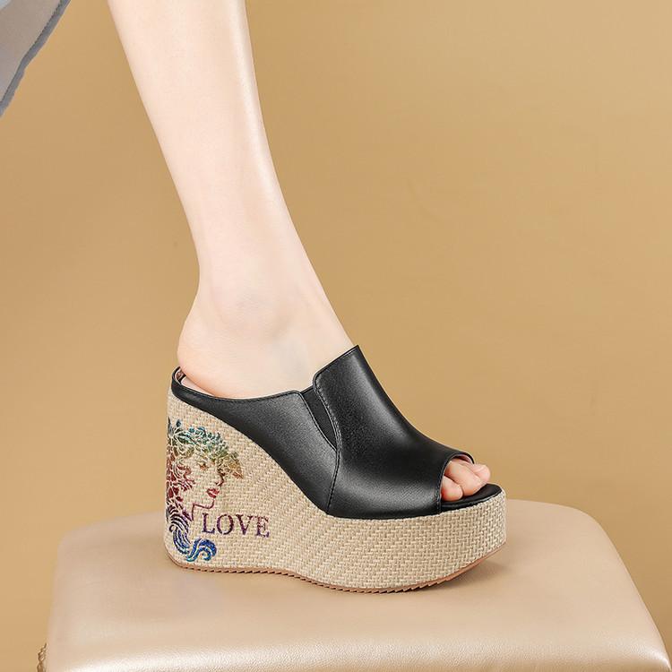 Factory direct sales 12cm embroidered wedge heel cool slippers women's 2025 summer new leather super high heel fish mouth slippers women