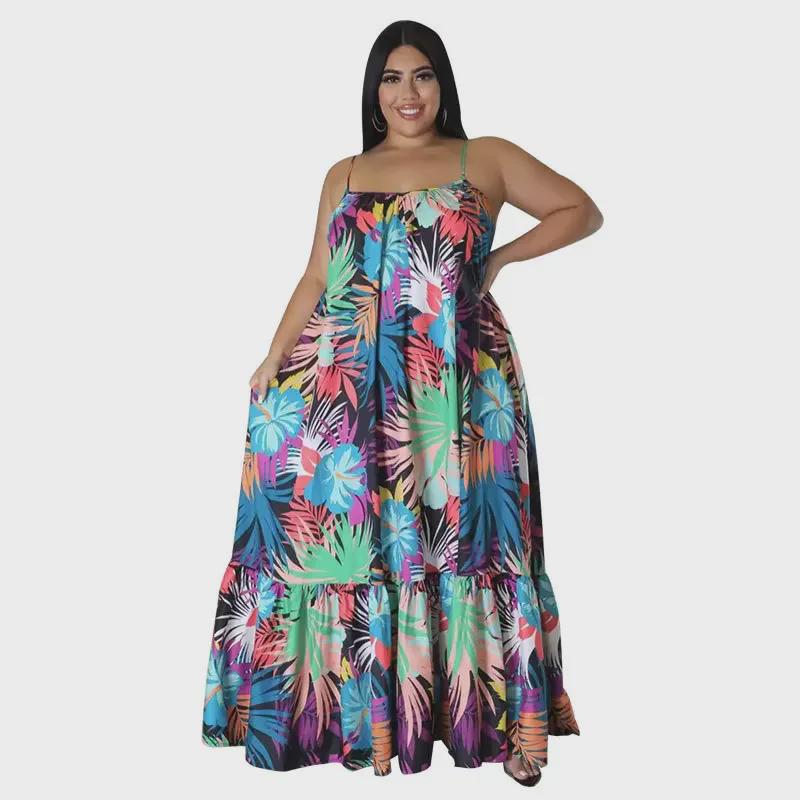 Léto 2023 Evropské a americké maxi šaty s volnými rameny a plisováním - Dámská móda plus size s potiskem