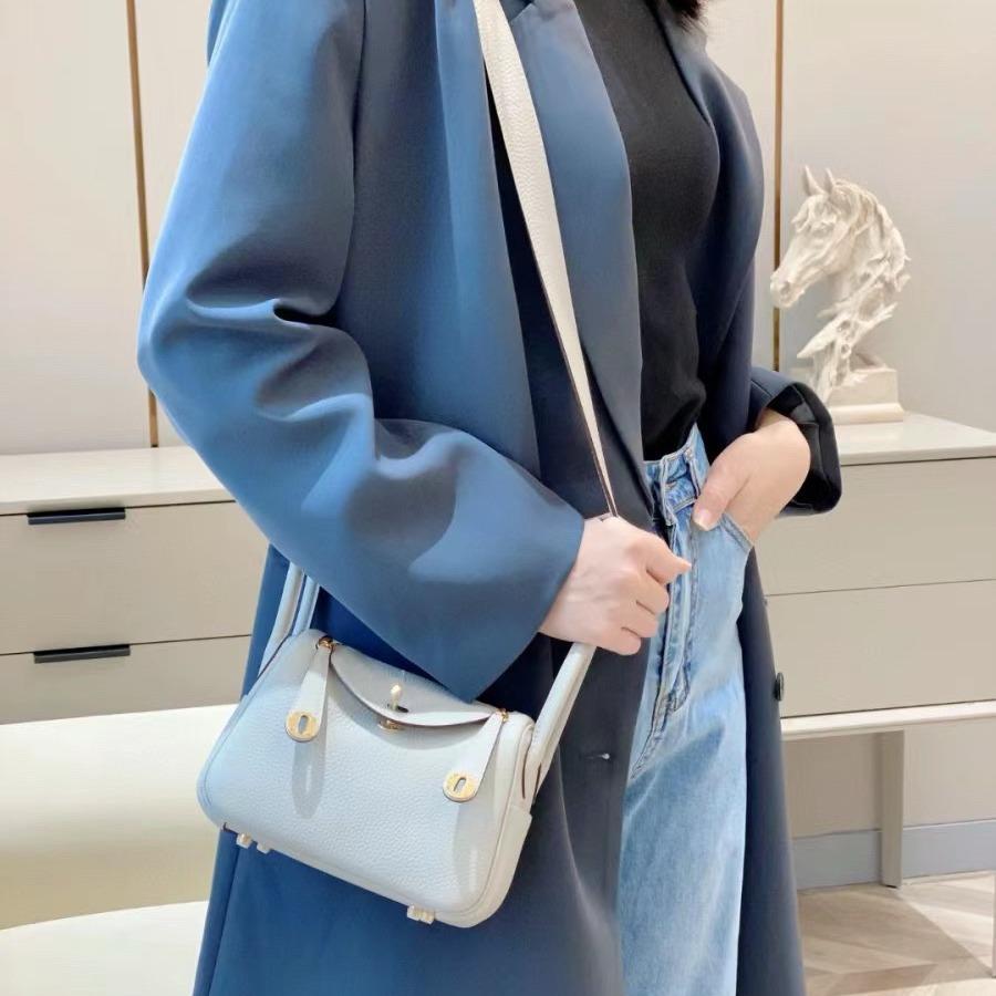 Bags 2024: New Women's Genuine Leather Lindy One-Shoulder Handbag & Crossbody Pillow Bag