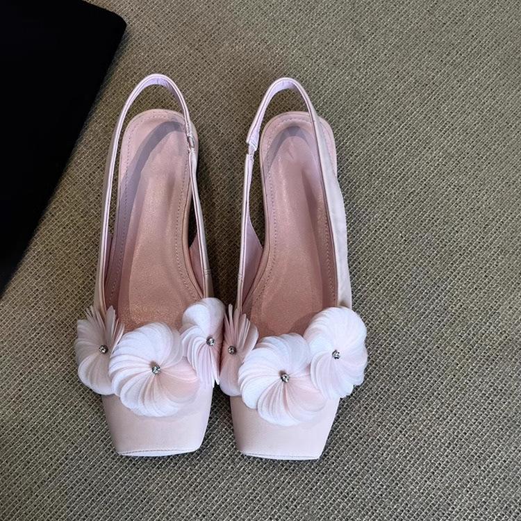 French Flower Shallow Mouth Single Shoes Female Spring and Summer 2025 New Fairy Wind Bag Head Rear Empty Flat Sandals