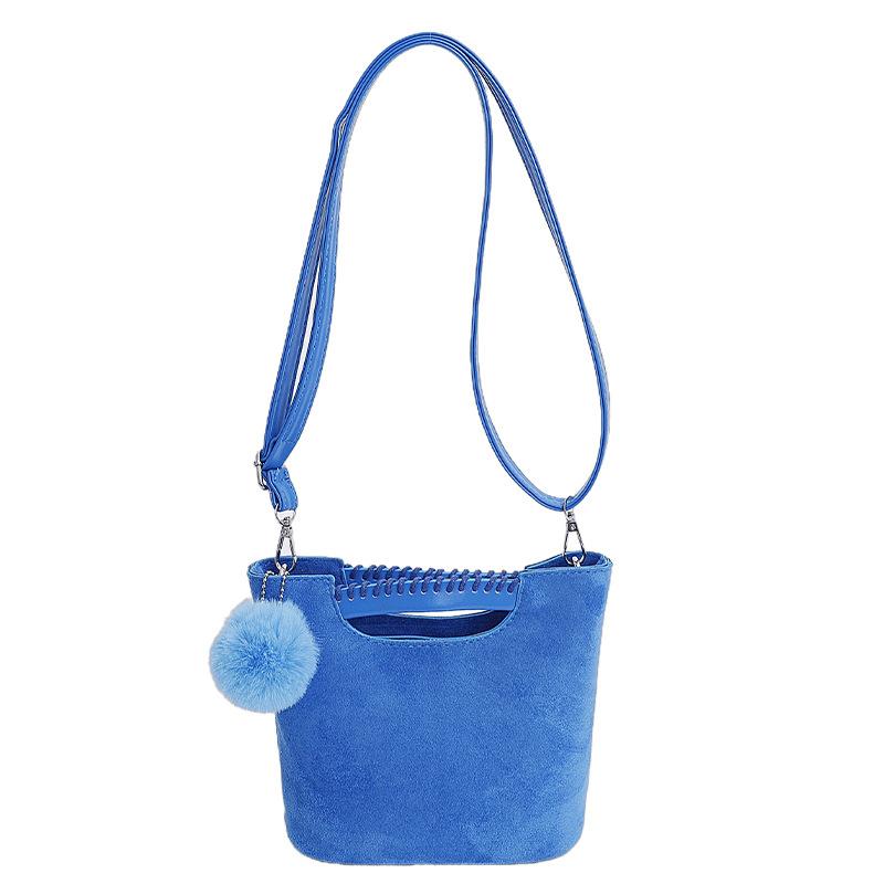 Niche Bag Women's Fashion Retro High-end Shoulder Bag Commuting Versatile Messenger Bucket Bag